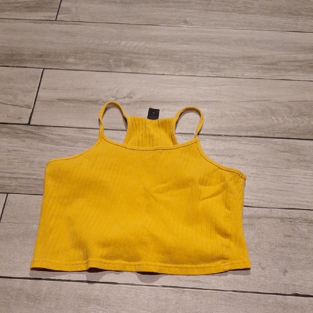 🍁SHEIN Yellow Ribbed Spaghetti Strap Top🍕